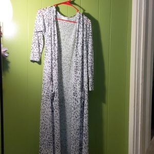 Sarah Lularoe 2Xl white black animal print light